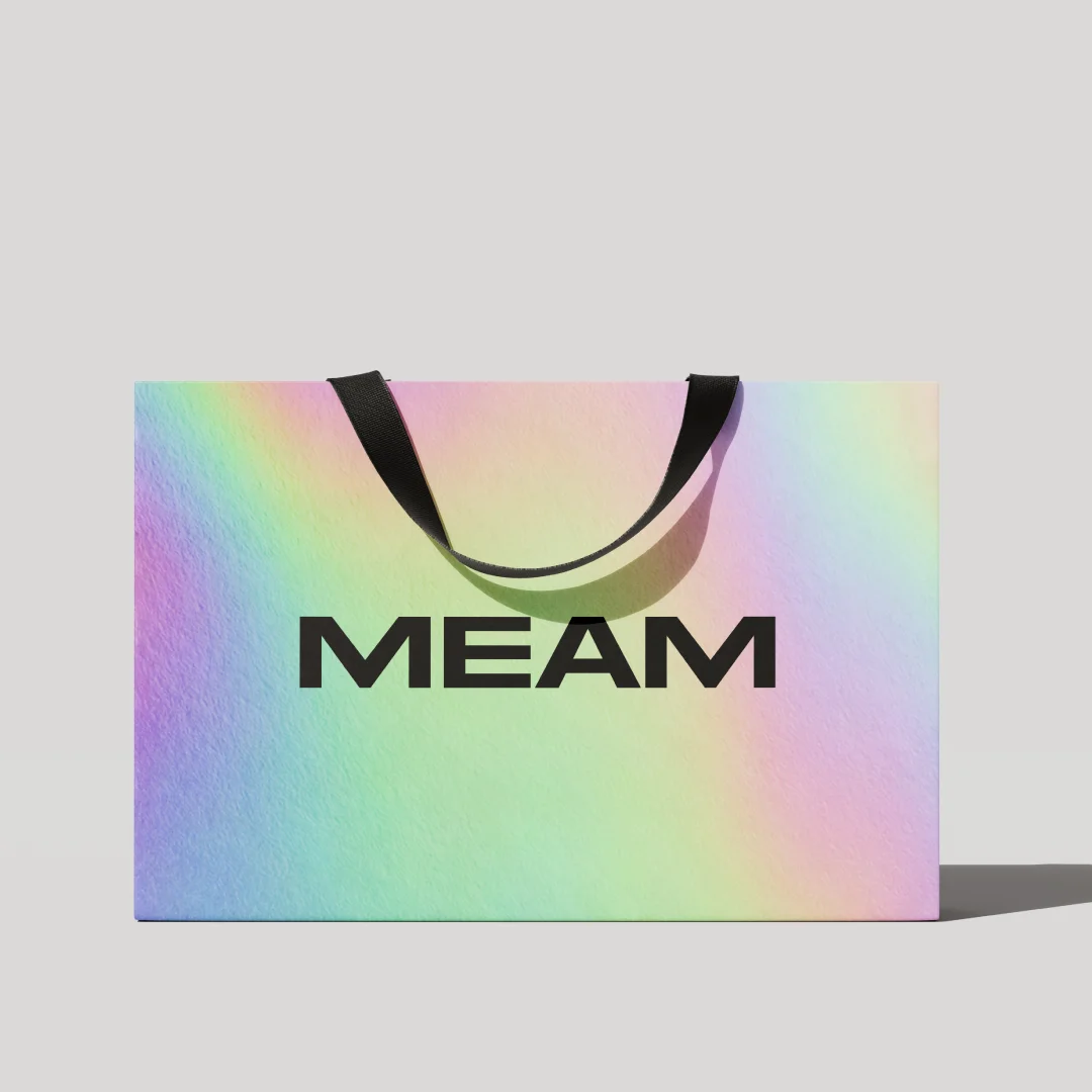 Nhdesign project Meam Concept: Holographic bag with the Meam Concept logo
