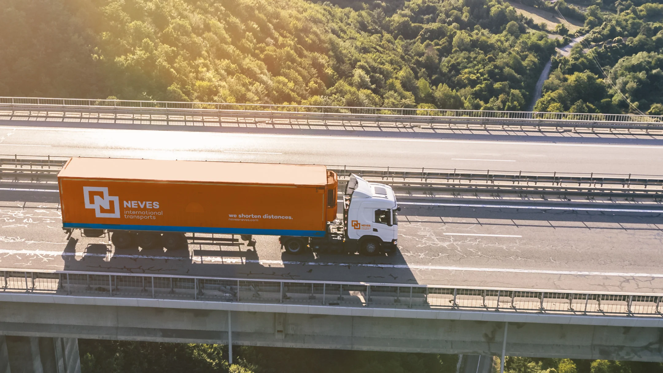 Projeto Neves International Transports da Nhdesign