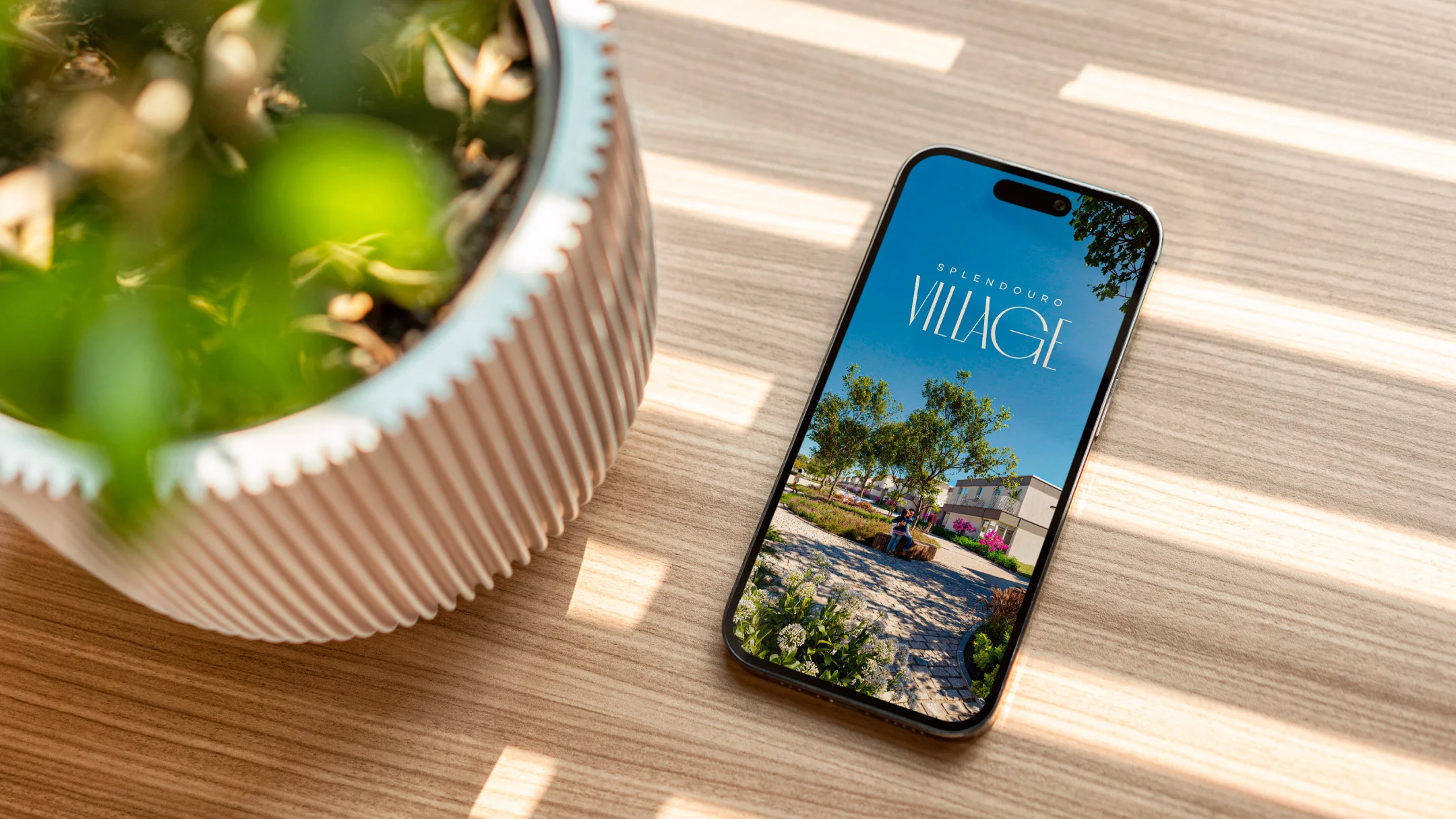 Projeto Splendouro Village da Nhdesign: Versão mobile do site do Splendouro Village