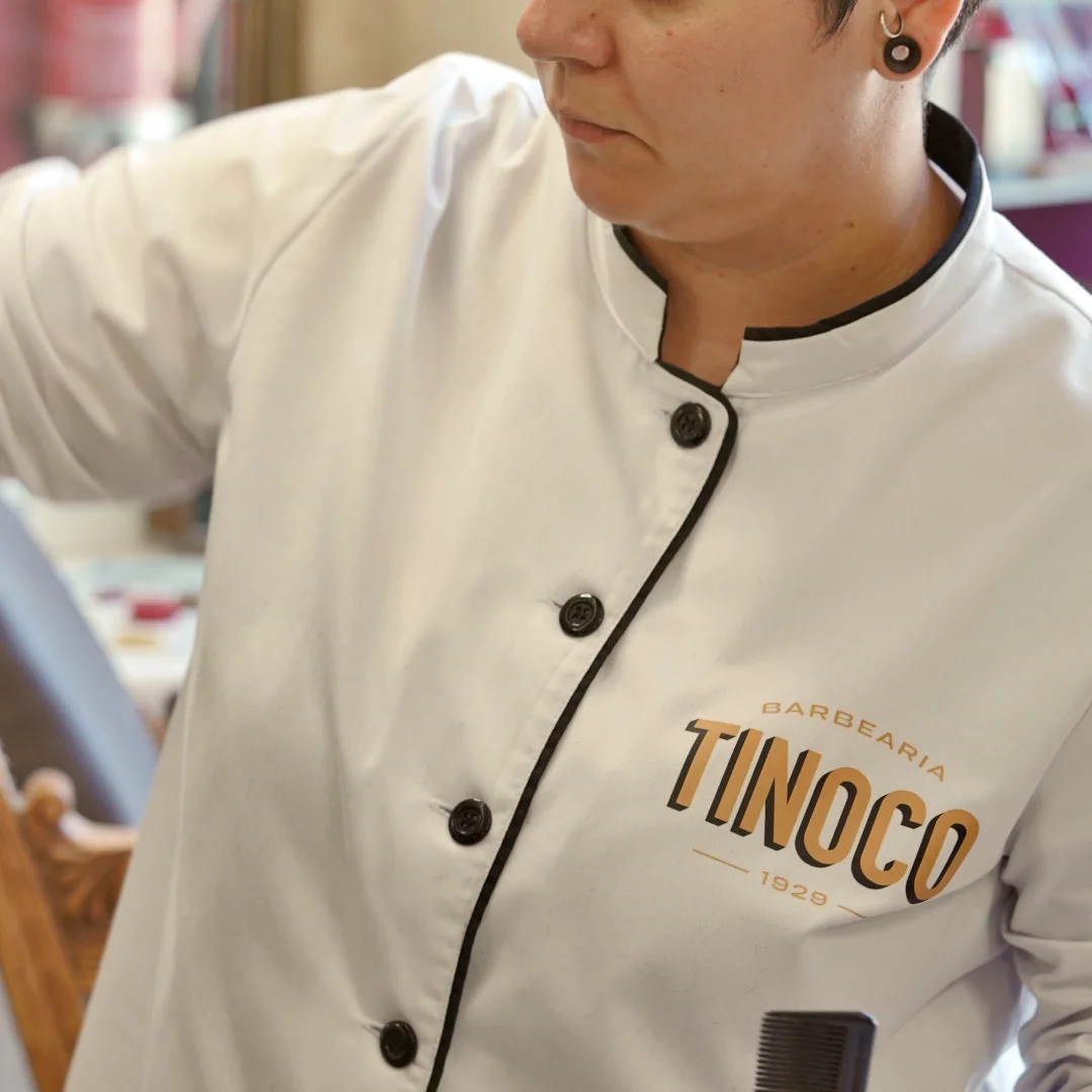Nhdesign project Barbearia Tinoco: Tinoco employee photography