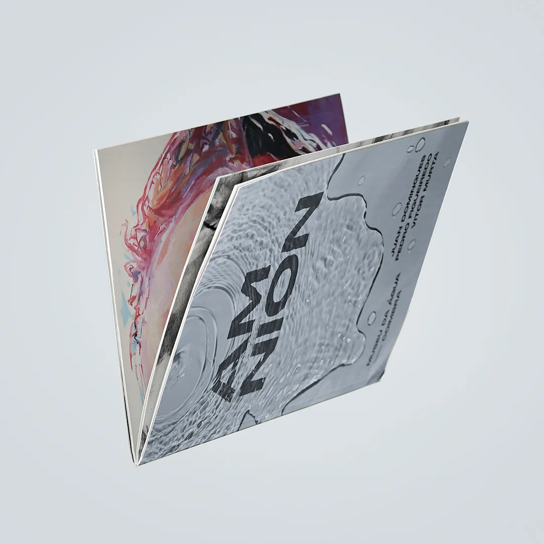 Projeto Amnion da Nhdesign: Capa flutuante, catálogo Amnion