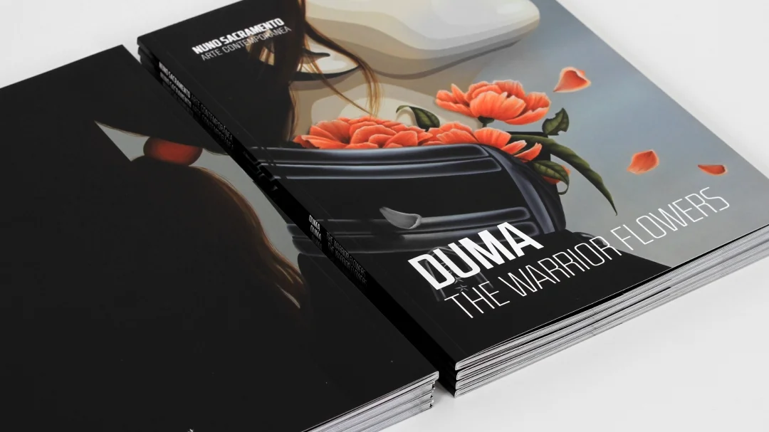 An enigmatic glimpse into the beauty, delicacy, and strength of the female figure, Nhdesign