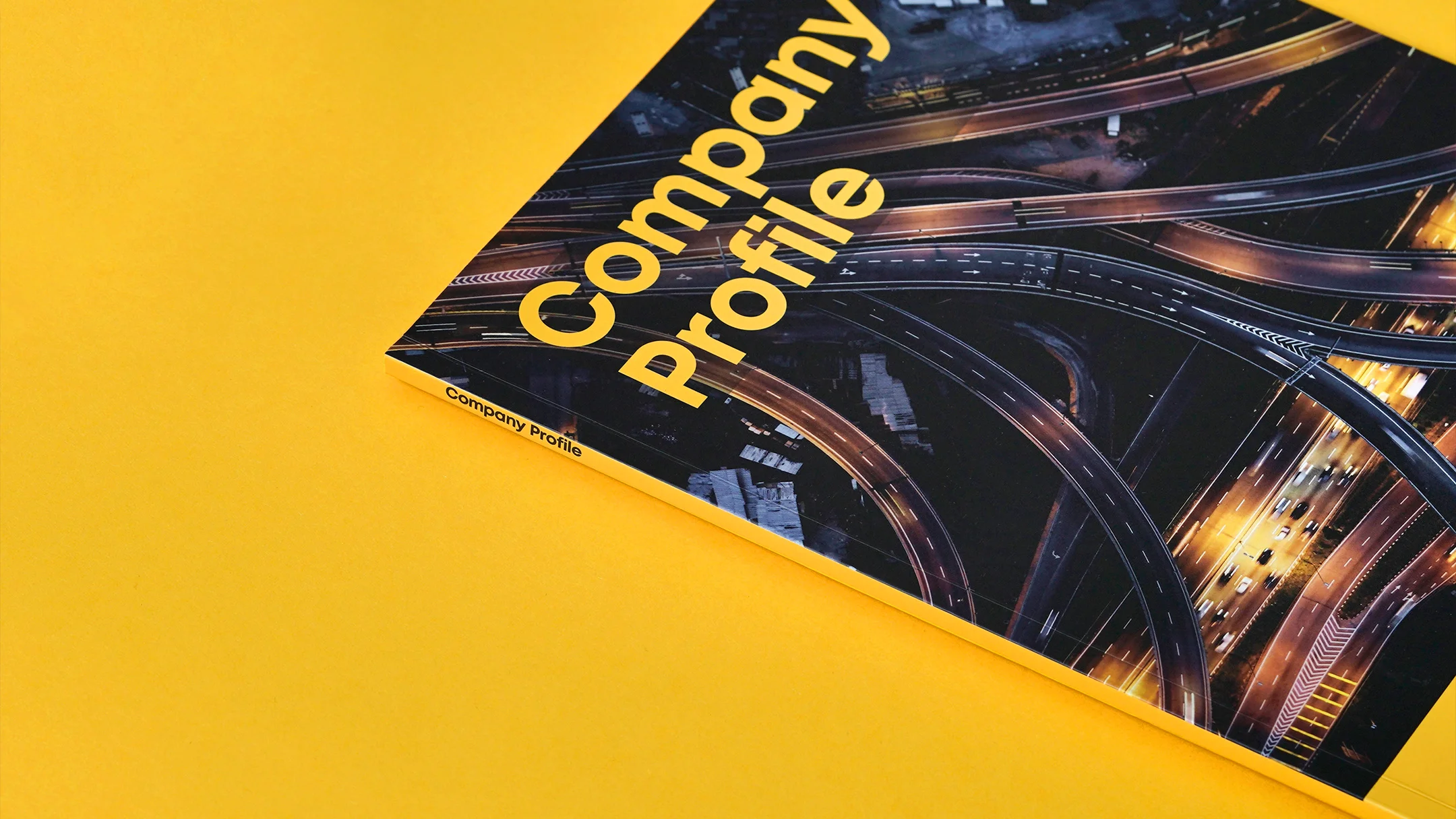 Nhdesign project Rango Company Profile: Closed company profile on a yellow background.