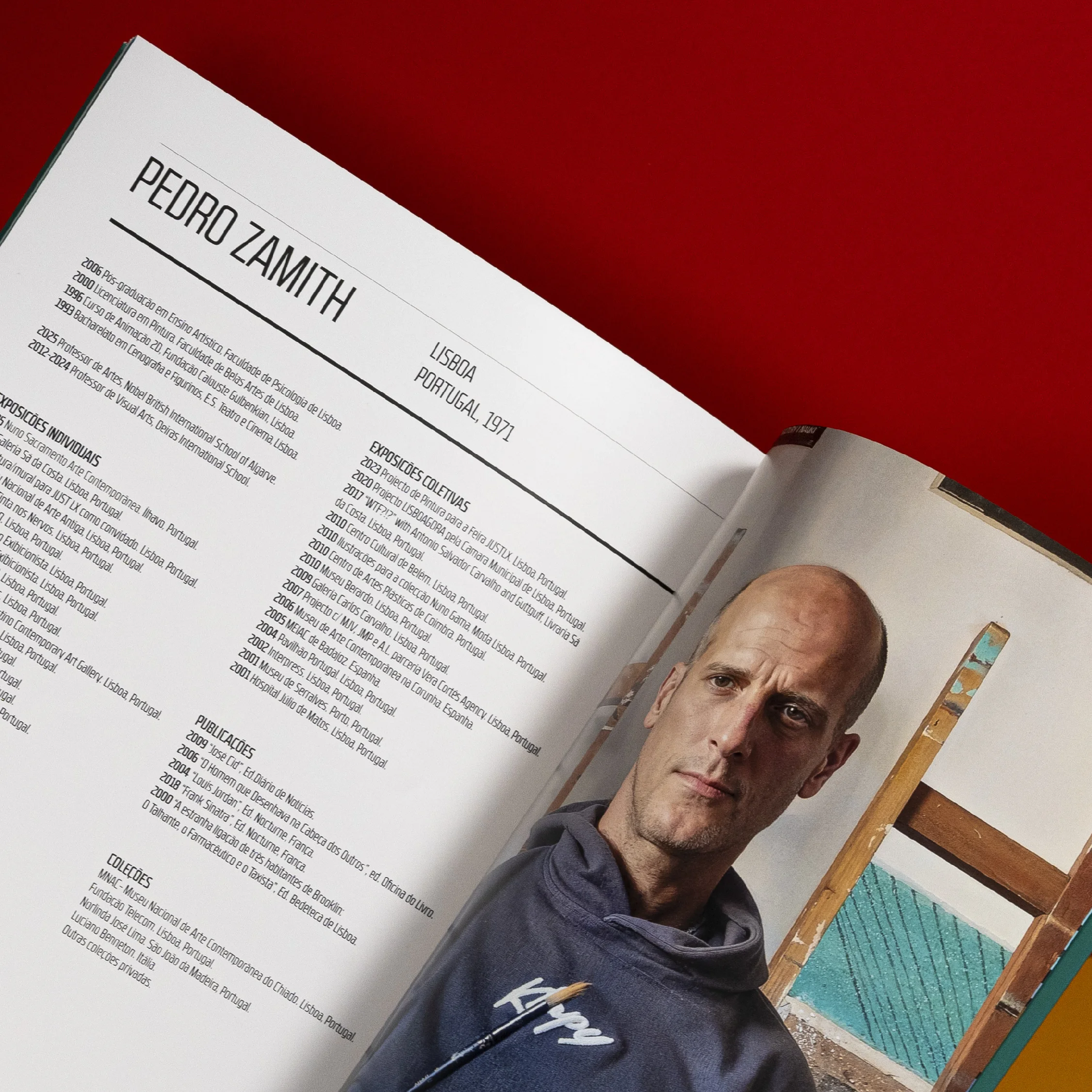 Nhdesign project A Casa: Biography and portrait of Pedro Zamith inside the book