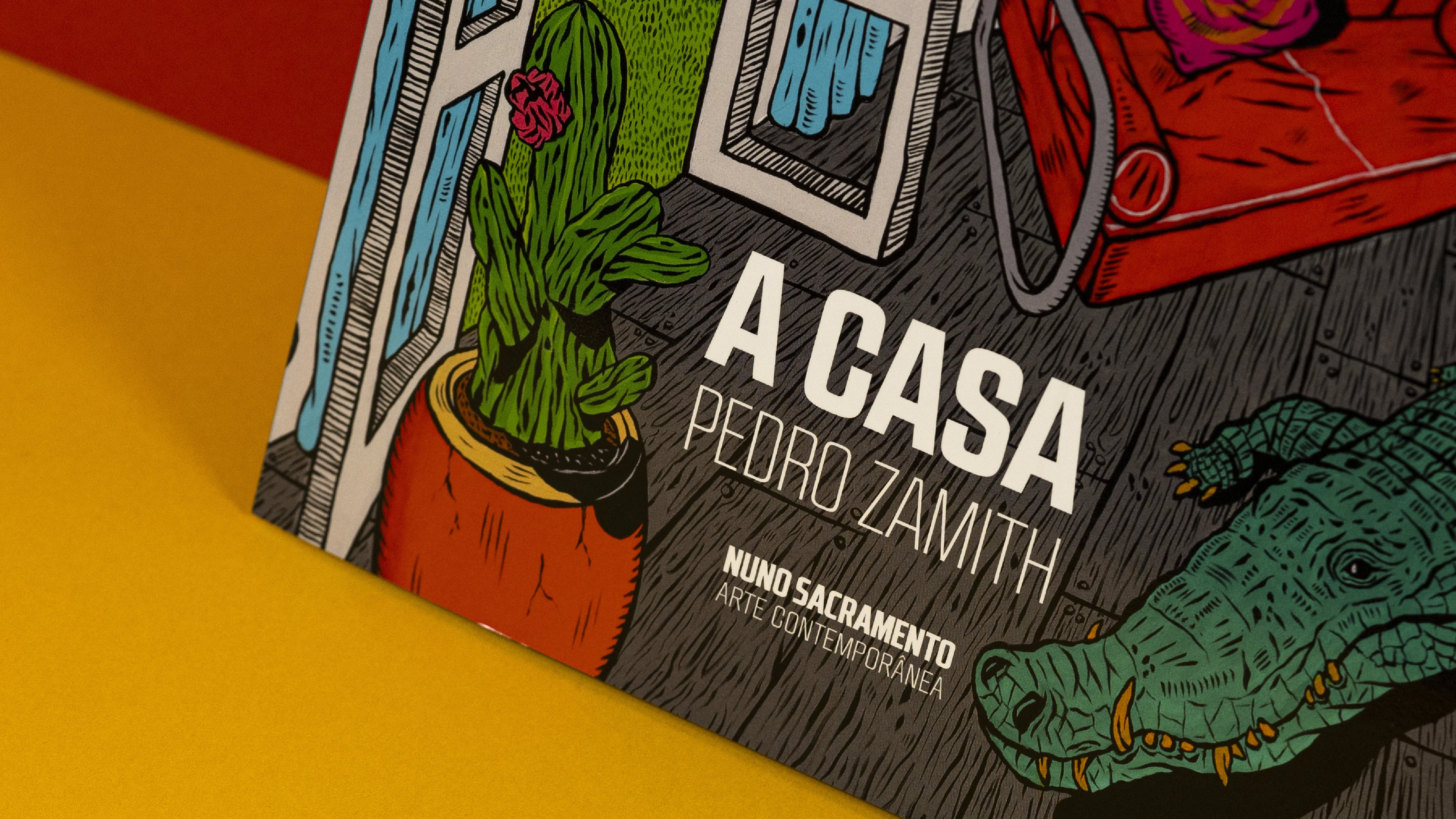 Nhdesign project A Casa: Detailed view of the illustrated cover with graphic texture on a yellow background