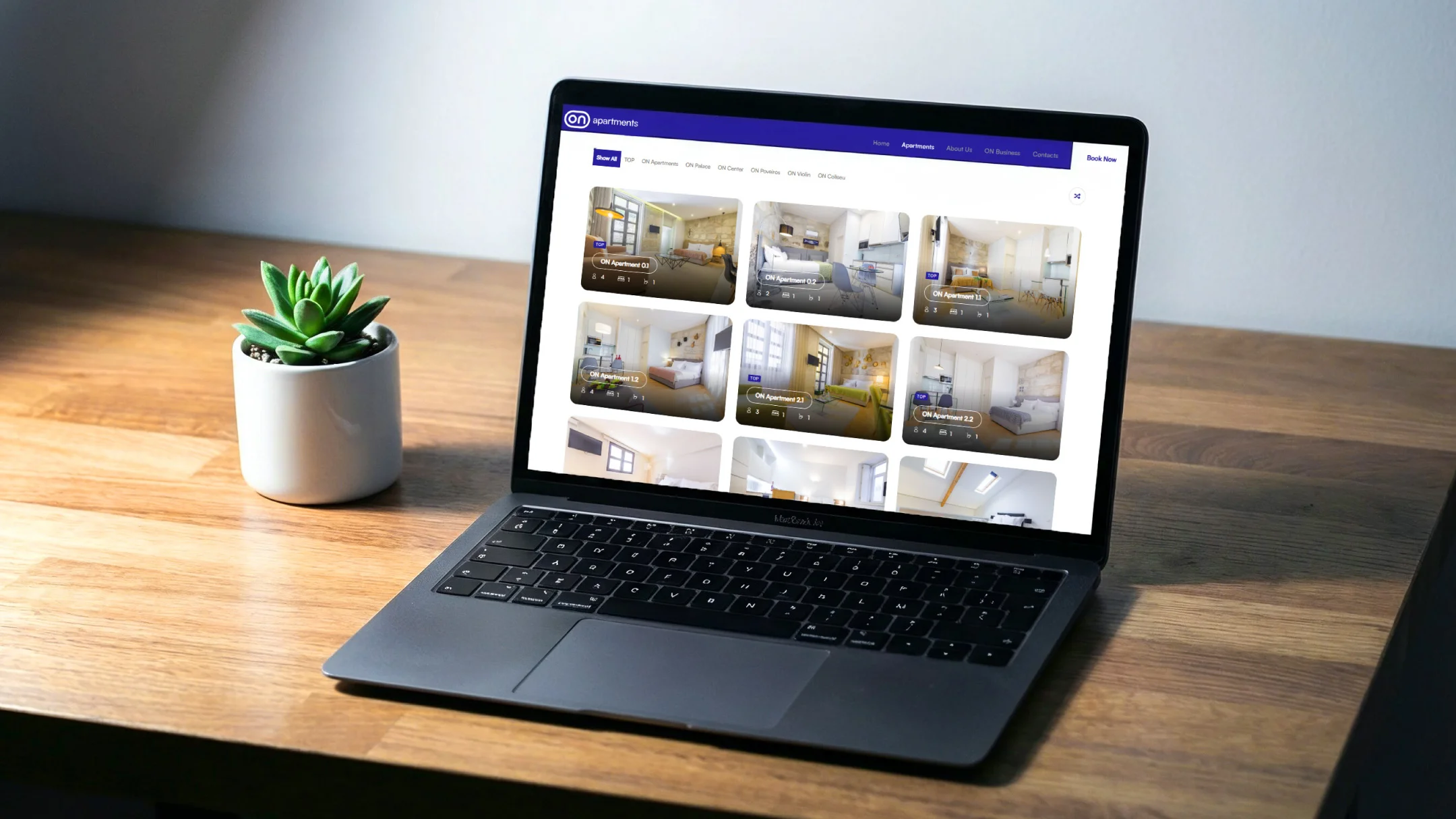 Projeto ON Apartments da Nhdesign: Website ON em ecrã de computador para apresentação e pesquisa de alojamentos